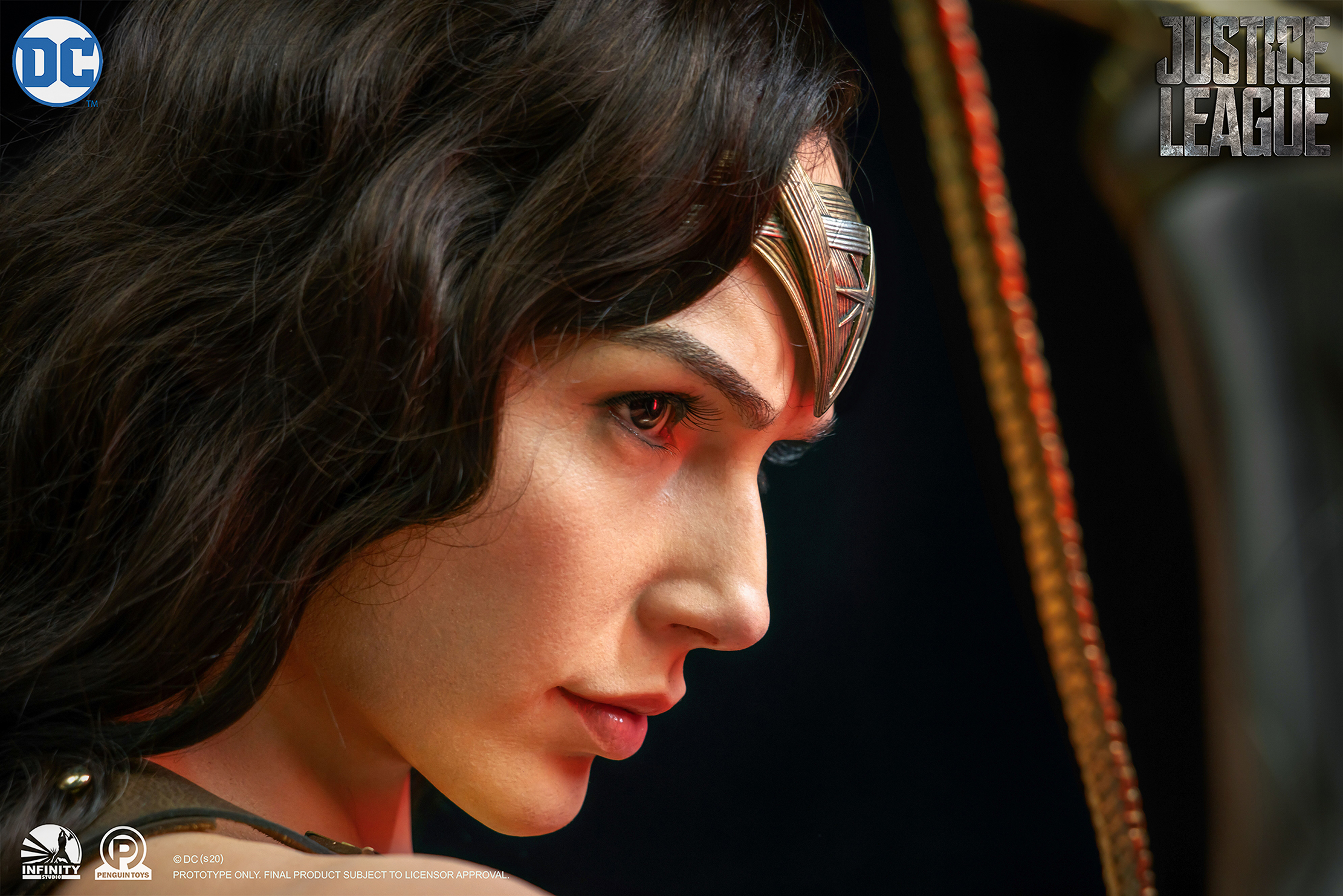 《正义联盟》神奇女侠半身像